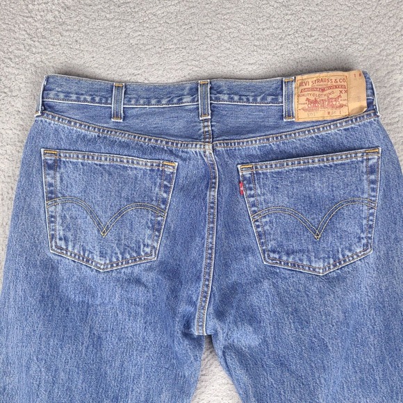 Vintage Levi's 501 Jeans‎ Mens 37x30.5 Blue Button Fly Red Tab Denim Medium Wash - Picture 9 of 16